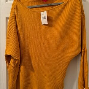 NWT Guess light sweatshirt